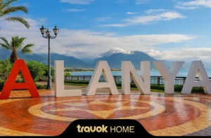 Is Life in Alanya Better for Singles or Families